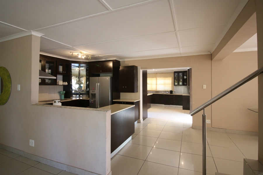 5 Bedroom Property for Sale in Gonubie Eastern Cape